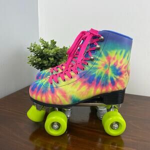 NEW Dolls Kill Cosmic Skates Catching Wind Tie Dye Roller Skates Size 6